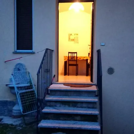 Scarpone Apartment *